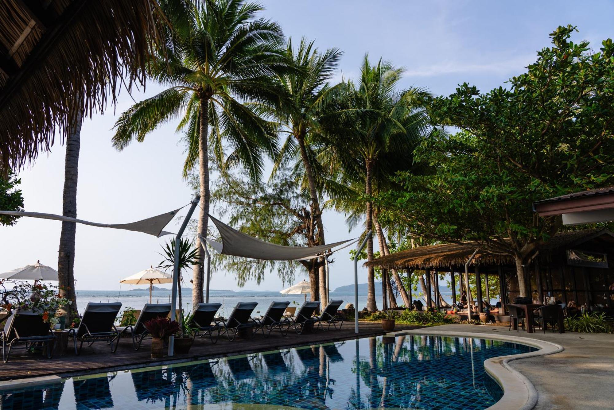 Samahita Retreat Hotel Laem Sor Exterior photo